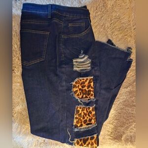 Shein "Curve"  Dark wash leopard print ripped jeans size 3XL